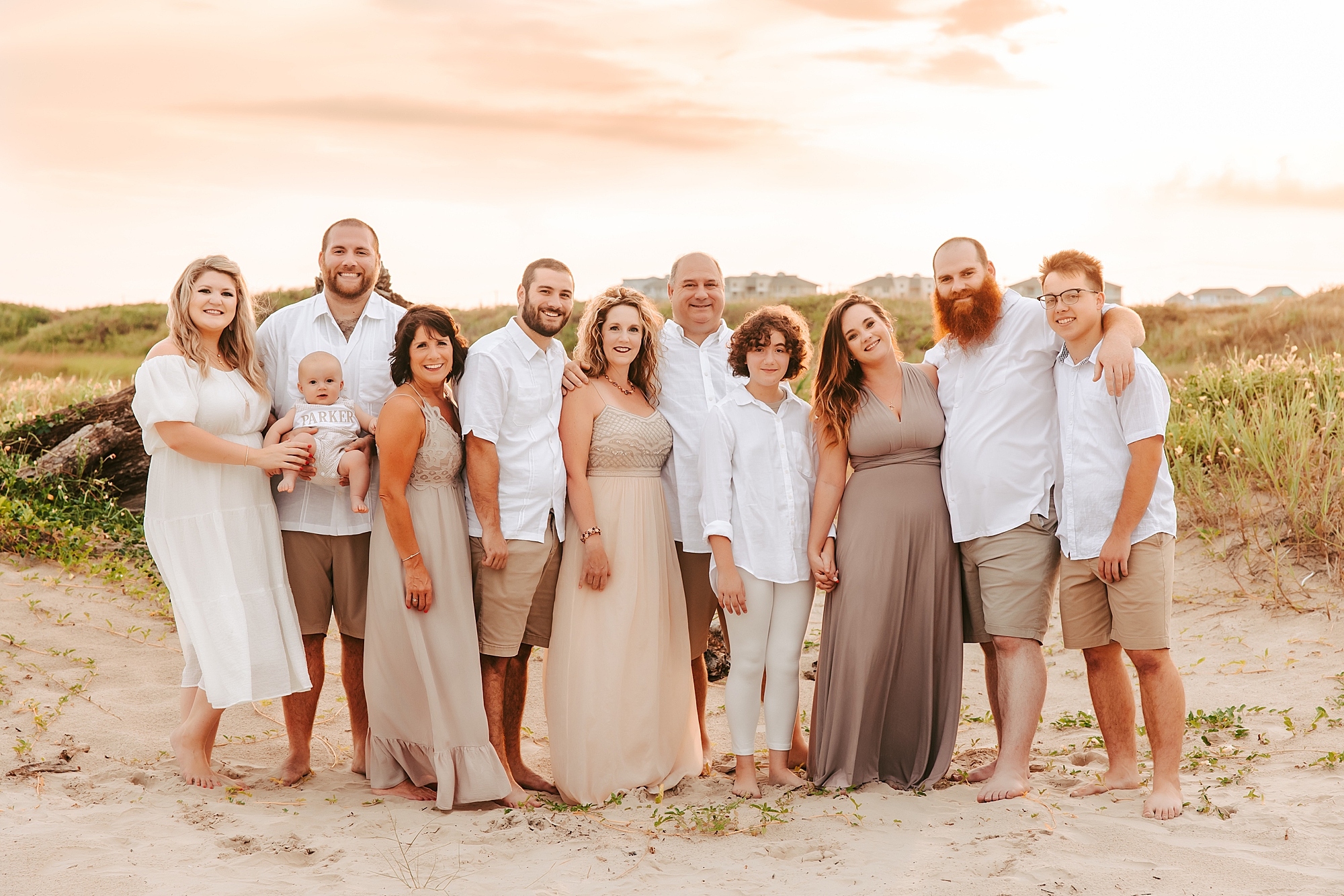 A Heartwarming Large Family Photoshoot - Anna Kennedy Photography